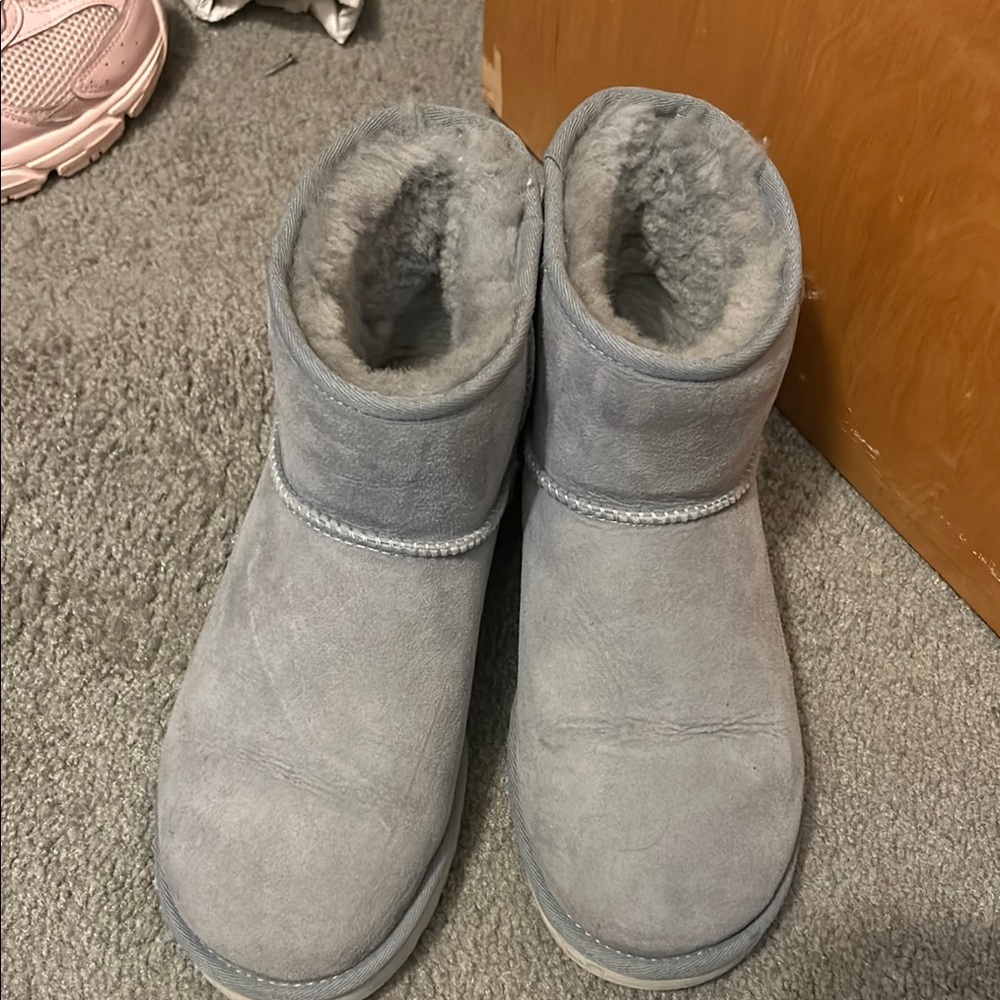 Mini Uggs - image 1